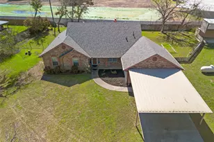 2604 Causbie Rd, Weatherford, TX 76087 - Photo 9