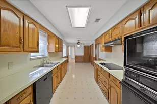 405 Shadowwood Trail, Ovilla, TX 75154 - Photo 17