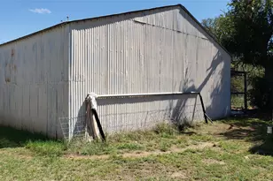 1440 S Keller Rd, Mineral Wells, TX 76067 - Photo 5