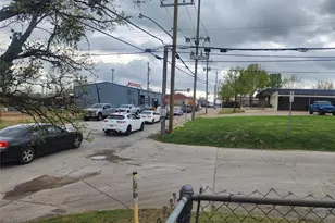 301 N Hampton St, Fort Worth, TX 76102 - Photo 15