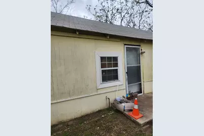 301 N Hampton Street, Fort Worth, TX 76102 - Photo 3