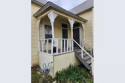 301 N Hampton Street, Fort Worth, TX 76102 - Photo 1