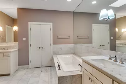 3319 W 6th Street, Fort Worth, TX 76107 - Photo 15