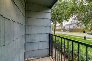 2722 Throckmorton St, Dallas, TX 75219 - Photo 15