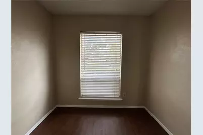 2212 Viewtop Lane #B, Arlington, TX 76012 - Photo 5