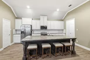 904 10th St, Argyle, TX 76226 - Photo 13