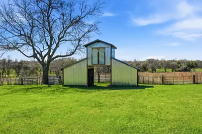 213 County Road 805A, Keene, TX 76031 - Photo 31