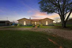 213 County Rd 805A, Keene, TX 76031 - Photo 1