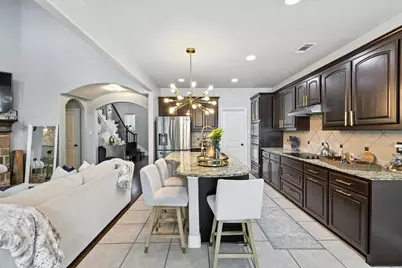 337 Pecos Drive, Burleson, TX 76028 - Photo 11