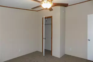 3450 Sarra Ln, Springtown, TX 76082 - Photo 17