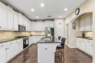 934 Dunleer Dr, Allen, TX 75013 - Photo 11