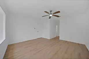 1107 S Waverly Dr, Dallas, TX 75208 - Photo 17