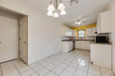 5424 Village Green Drive, Mesquite, TX 75150 - Photo 9