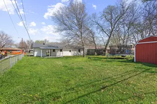 1704 Harris St, Gainesville, TX 76240 - Photo 19