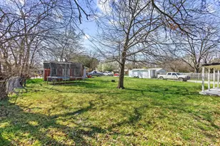 1704 Harris St, Gainesville, TX 76240 - Photo 21