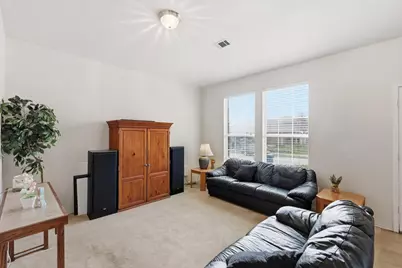 9212 Wellington Drive, Little Elm, TX 75068 - Photo 9