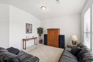 9212 Wellington Dr, Little Elm, TX 75068 - Photo 9