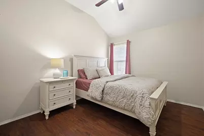 6408 St Leonard Drive, Arlington, TX 76001 - Photo 27