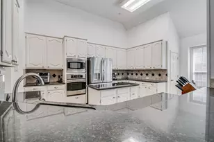 3764 Lakeway Ct, Addison, TX 75001 - Photo 9