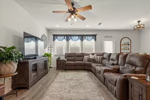 1236 Lamar Dr, Lewisville, TX 75077 - Photo 5