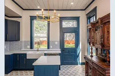 407 E Franklin Street, Hillsboro, TX 76645 - Photo 5