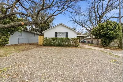 1102 E Washington Street, Stephenville, TX 76401 - Photo 1