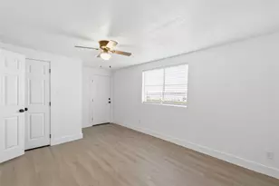 1102 E Washington St, Stephenville, TX 76401 - Photo 5