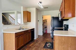 765 Lowe Dr, Cedar Hill, TX 75104 - Photo 9