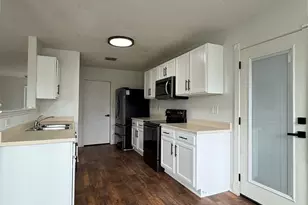 765 Lowe Dr, Cedar Hill, TX 75104 - Photo 9