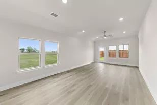 1324 Comal Dr, Forney, TX 75126 - Photo 7