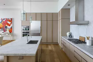 2430 Victory Park Ln, Dallas, TX 75219 - Photo 3