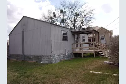 403 S Live Oak Street, San Saba, TX 76877 - Photo 3