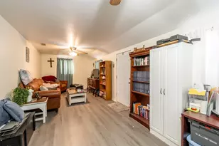 408 E Kolstad St, Palestine, TX 75801 - Photo 3