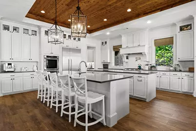 212 Oak Crest Hill Drive, Colleyville, TX 76034 - Photo 9