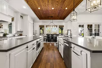 212 Oak Crest Hill Drive, Colleyville, TX 76034 - Photo 13