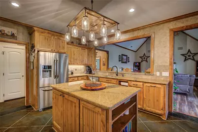 811 Rs County Road 4250, Point, TX 75472 - Photo 13