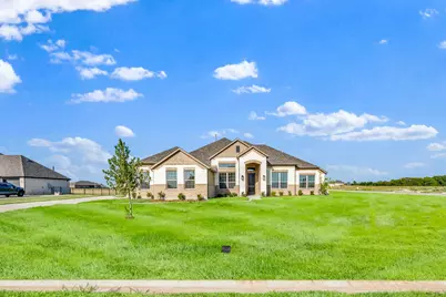 8335 Magnolia Court, Greenville, TX 75402 - Photo 3