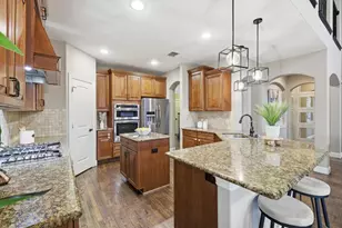 13021 Scotch Pine Dr, Frisco, TX 75035 - Photo 11