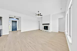 8340 Magnolia Ct, Greenville, TX 75402 - Photo 11