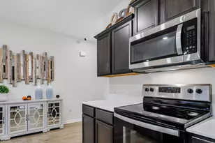 3102 Charleston Dr, Ennis, TX 75119 - Photo 9