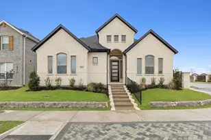 9816 Dahlia Blvd, Mesquite, TX 75126 - Photo 1