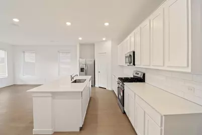 1016 Flameleaf Drive, Princeton, TX 75407 - Photo 5