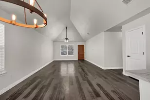 1830 Hitching Post Rd, Granbury, TX 76049 - Photo 13