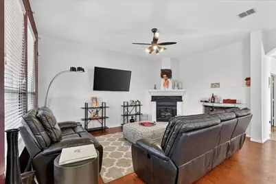 2501 Blossom Trail, Mansfield, TX 76063 - Photo 5