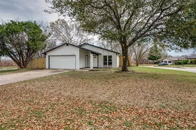 845 Willow Circle N, Burleson, TX 76028 - Photo 1