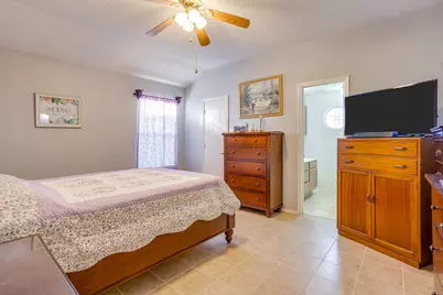 625 Creekview Drive, Burleson, TX 76028 - Photo 27