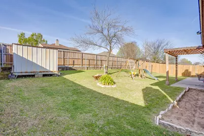 625 Creekview Drive, Burleson, TX 76028 - Photo 9