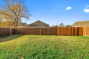 1716 Manor Garden, Greenville, TX 75401 - Photo 15