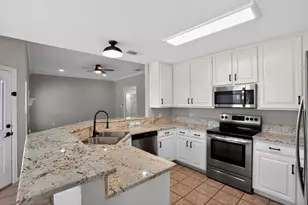 402 Taos Ct E, Aledo, TX 76008 - Photo 3