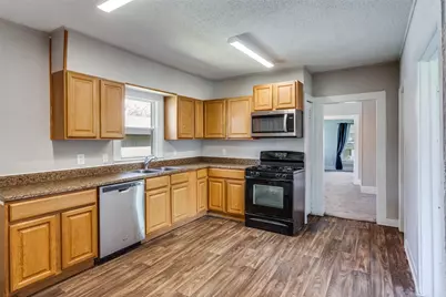 826 Mirike Drive, White Settlement, TX 76108 - Photo 11